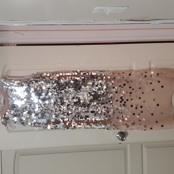 Sequin cocktail dress. - Picture 2 of 6